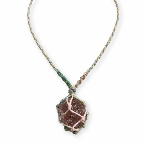 MERAKI TOWN - Single Stone Necklace in Apatite