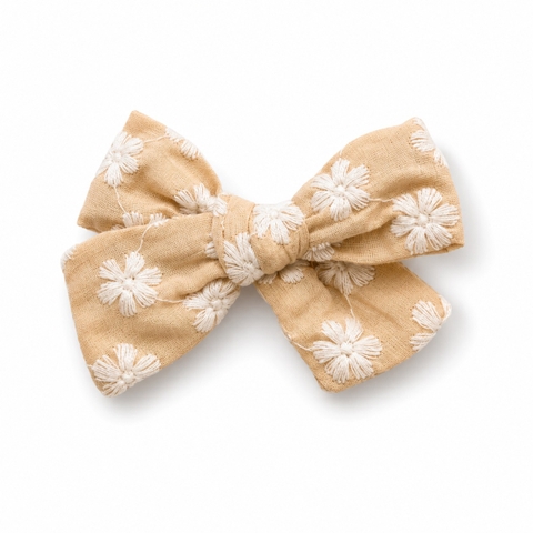 Fabric Hair Bow (01 Piece)