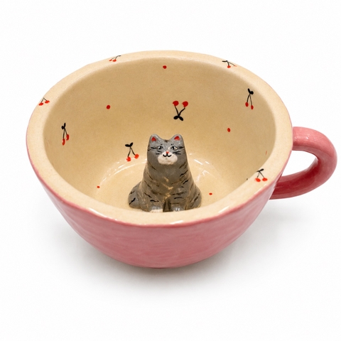 LINDO CRAFTS - Pink Mug With Cherry & Grey Tabby Cat Inside