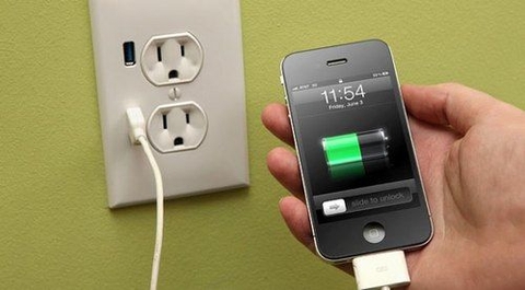 Cách nào để sạc pin iPhone nhanh đầy nhất?