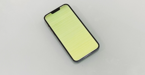 Nguyên nhân iPhone 13 Pro Max Lỗi xanh màn hình và cách khắc phục