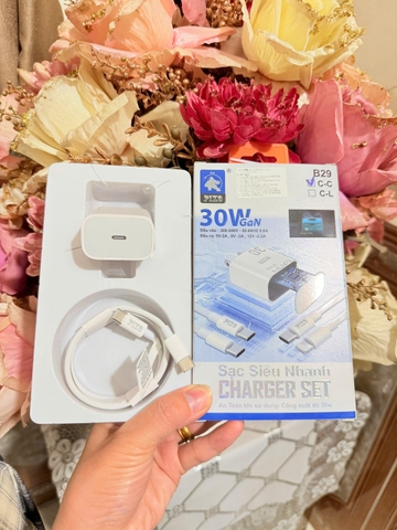 Bộ sạc TypeC-TypeC 30w Piko B29 cho IP 15,16 - 35w 290k