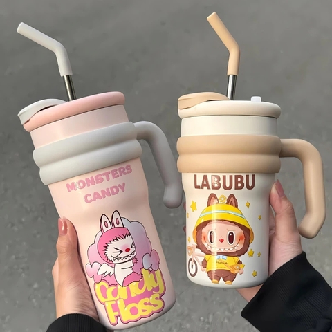 Ly nước giữ nhiệt Labubu có quai cầm 700ml