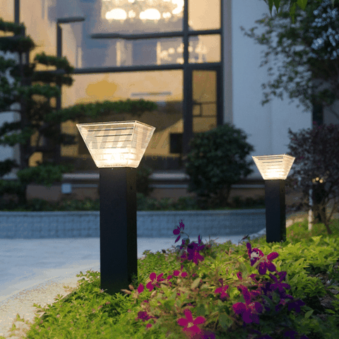 Đèn Sân Vườn Năng Lượng Mặt Trời SV233