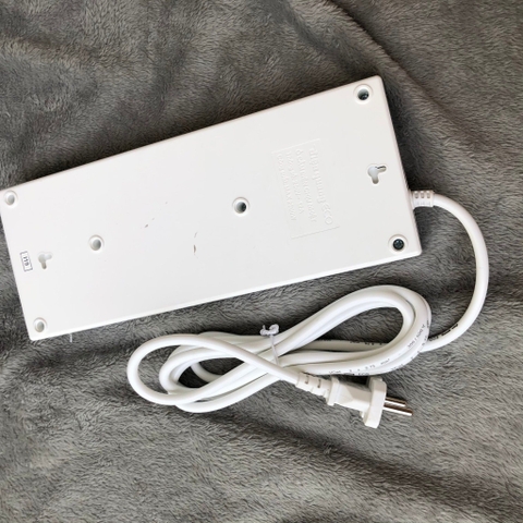 Ổ cắm ĐQ ECO ESK 5WR 8ECO (8 Lỗ, 5m, trắng đỏ) Điện Quang