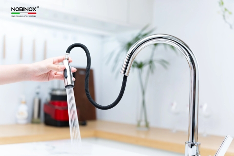 Vòi rửa bát dây rút Nobinox Loft NX533