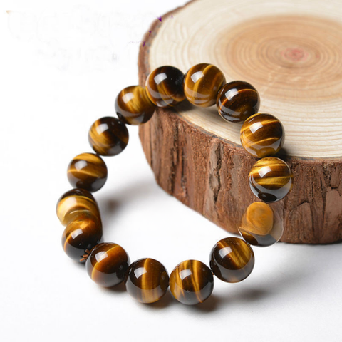 Chọn Qùa 8/3 Tặng Vợ, Người Yêu: Gợi Ý Vòng Đá Ý Nghĩa Từ Tatina Gems