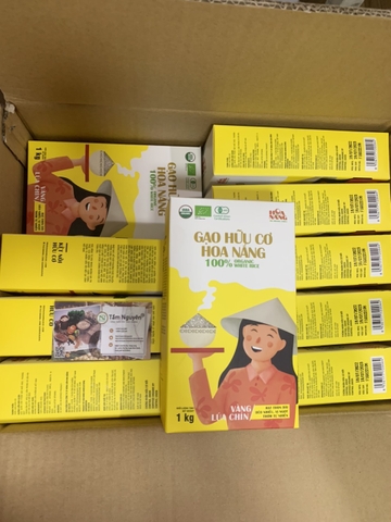 Gạo hữu cơ Hoa Nắng Vàng Lúa Chín hộp 1kg