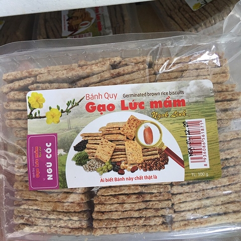 Bánh quy gạo lứt mầm Ngok Linh 300g