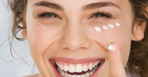 4 Tiêu Chí Chọn Kem Mắt Chuẩn Khoa Học Trị Tận Gốc Khuyết Điểm