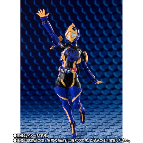 S.H.Figuarts Kamen Rider Jeanne Cobra Genome & Lovekov Kujaku Genome