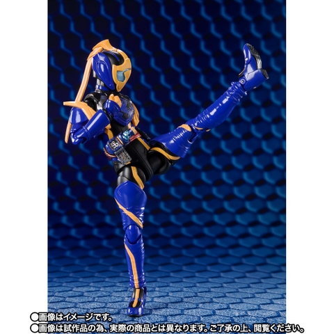 S.H.Figuarts Kamen Rider Jeanne Cobra Genome & Lovekov Kujaku Genome