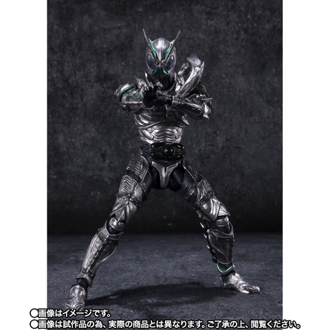S.H.Figuarts Kamen Rider Shadowmoon