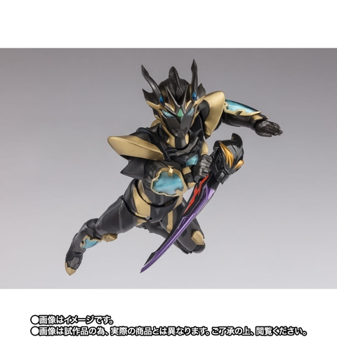 S.H.Figuarts Ultraman Z Deathcium Rise Claw