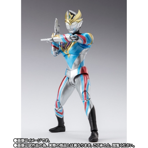 S.H.Figuarts Ultraman Decker Dynamic Type