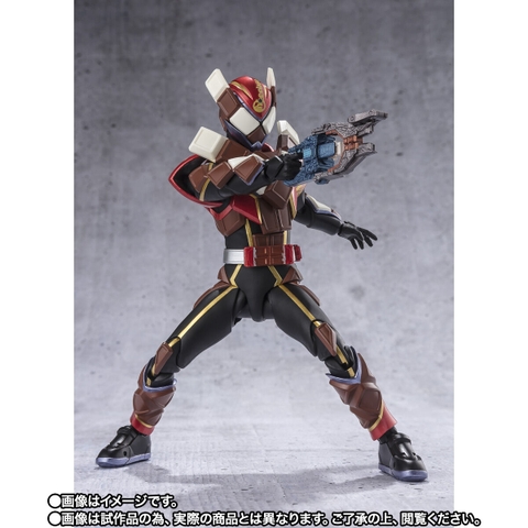 S.H.Figuarts Kamen Rider Valen Chocodon Form