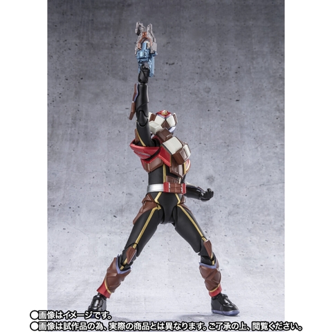 S.H.Figuarts Kamen Rider Valen Chocodon Form