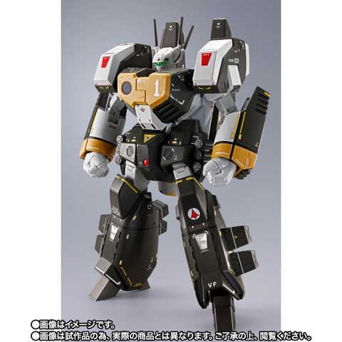 DX CHOGOKIN VF-1S Armored Valkyrie (Roy Focker Special)