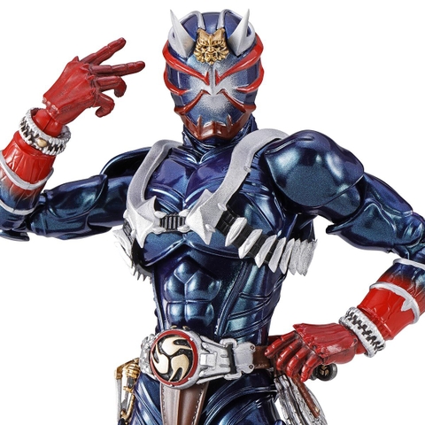S.H.Figuarts (SHINKOCCHOU SEIHOU) Kamen Rider Hibiki 20th Anniversary Ver.