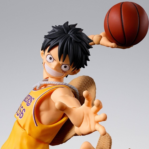 S.H.Figuarts ONE PIECE × NBA Monkey D. Luffy -LOS ANGELES LAKERS Ver.-