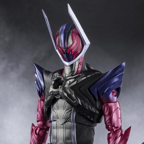 [Pre-order] S.H.Figuarts Kamen Rider Dawn