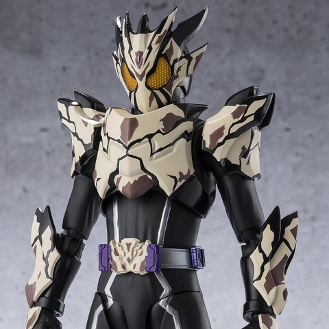 S.H.Figuarts Kamen Rider Bake Breacookie Form