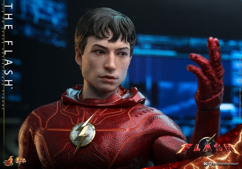 [Movie Masterpiece] (The Flash) 1/6 Scale Figure Flash