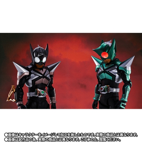 [Pre-order] S.H.Figuarts (SHINKOCCHOU SEIHOU) Kamen Rider Kickhopper & Kamen Rider Punchhopper 20th Anniversary Ver.