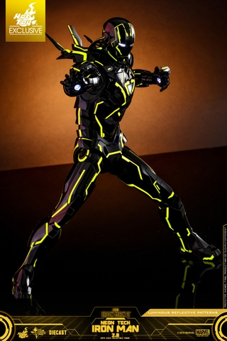 [Movie Masterpiece Diecast] (Iron Man 2) 1/6 Scale Figure Iron Man Mark 6 (Neon Tech / Yellow Version)