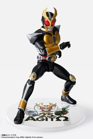 S.H.Figuarts (SHINKOCCHOU SEIHOU) Kamen Rider Agito Grand Form 25th Anniversary Ver.