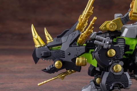 [Pre-order] HMM 1/72 Dark Horn Harry Special 2001 Re/color