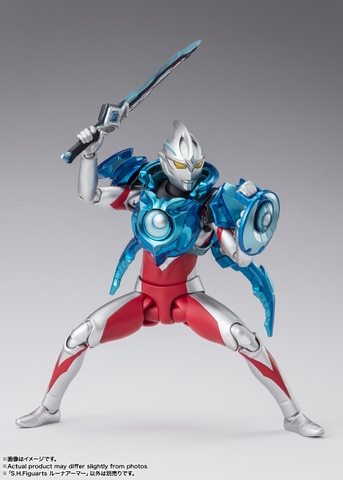 S.H.Figuarts Luna Armor