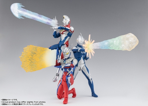 S.H.Figuarts Ultraman Cosmos Luna Mode