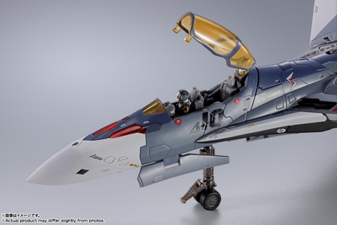 DX CHOGOKIN VF-31A Kairos Macross Delta 10th Anniv.
