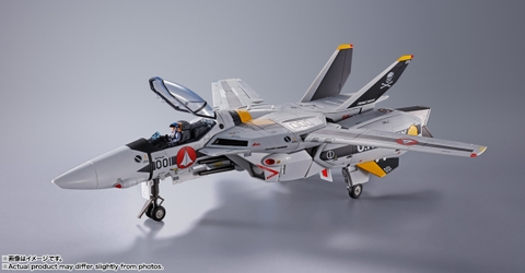 DX CHOGOKIN VF-1S Valkyrie Roy Focker Special Revival Ver.