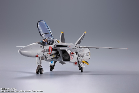 DX CHOGOKIN VF-1S Valkyrie Roy Focker Special Revival Ver.