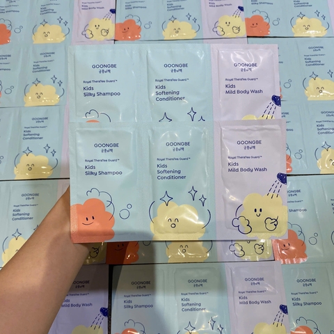 Combo 3 Gói Hàng Tặng GOONGBE Kids Silky Shampoo, Softening Conditioner Và Mild Body Wash Sachet 4ml