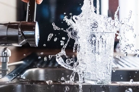 Vì sao nên sử dụng máy lọc nước trong gia đình hiện nay?
