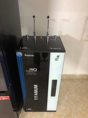 Máy 2v 2 chế độ Nóng Nguội Aqua lead 10 cấp lọc