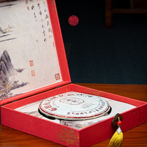 TRÀ PHỔ NHĨ CHÍN CỔ THỤ ÍCH VŨ 2009 (357g)