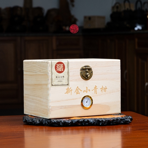 QUÀ TẶNG TRÀ PHỔ NHĨ QUÝT THÙNG GỖ THƯỢNG HẠNG (500gram)