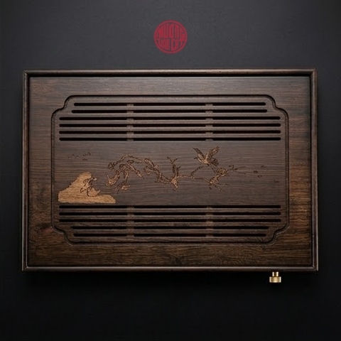 KHAY TRÀ TRE MÀU ĐEN KHẮC CÂY KIỂNG ( 40x27,5x5,7 cm )