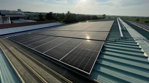Hệ Thống Điện Mặt Trời Showroom Ô Tô Công Suất 100kWp Tại Cà Mau