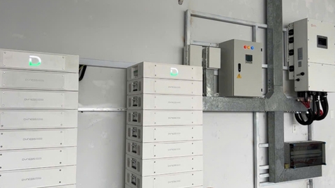 Lắp Điện Mặt Trời Cho Doanh Nghiệp Hệ 150KWP tại Toyota Kiên Giang