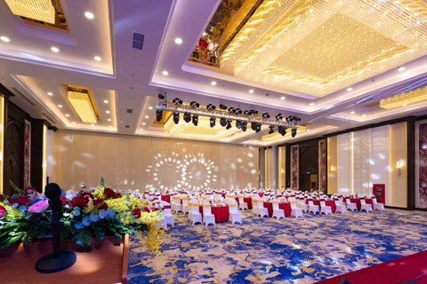 GRAND BALLROOM
