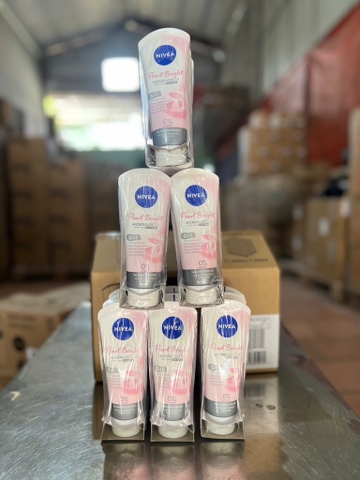 81273 SỮA RỬA MẶT NIVEA ĐẤT SÉT SÁNG DA 100G x 24 CHAI