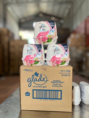 Sáp thơm GLADE - h.cỏ hoa 180g x 12 cục