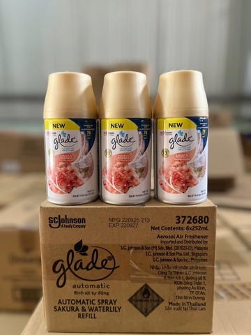 Chai xịt tự động GLADE hương lyly 175g