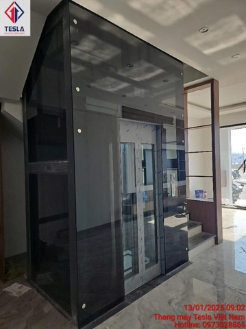 Thang máy vách kính - Mẫu 2