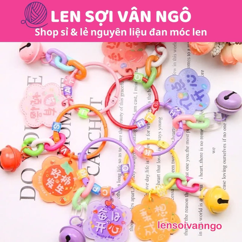 Móc khoá hoa/chữ/lục lạc trang trí (26071)